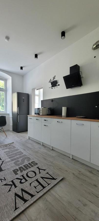 Apartament Citystation ヴァウブジフ エクステリア 写真
